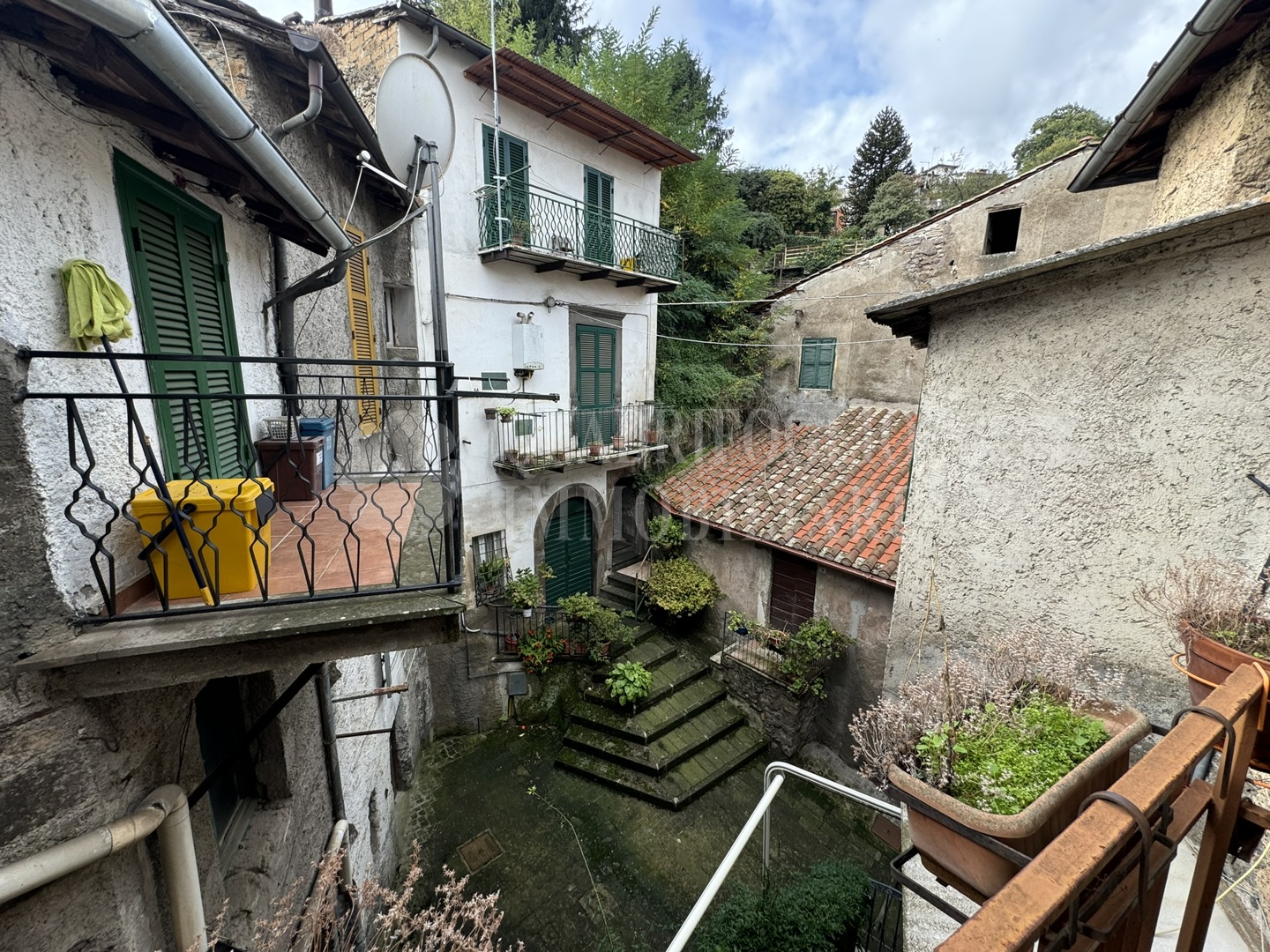 Foto sito Canepina via roma tomasi VIT11-CvSQ Canepina, Centro Storico – Via Roma