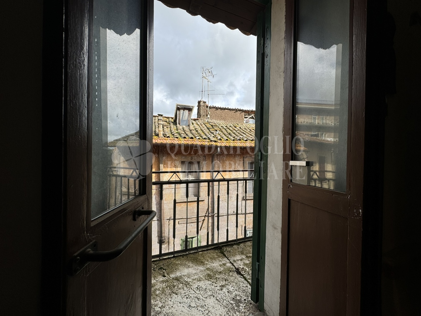 Foto sito Canepina via roma tomasi VIT26-CvSQ Canepina, Centro Storico – Via Roma
