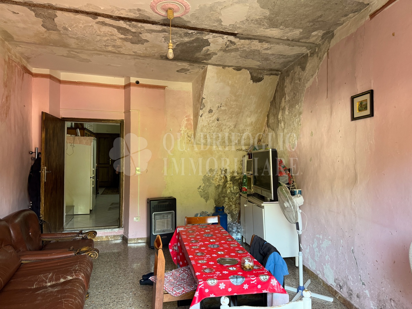 foto sito nuovo via xx settembre rempiccia VIT07-Qhzu Canepina, Centro Storico – Via XX Settembre