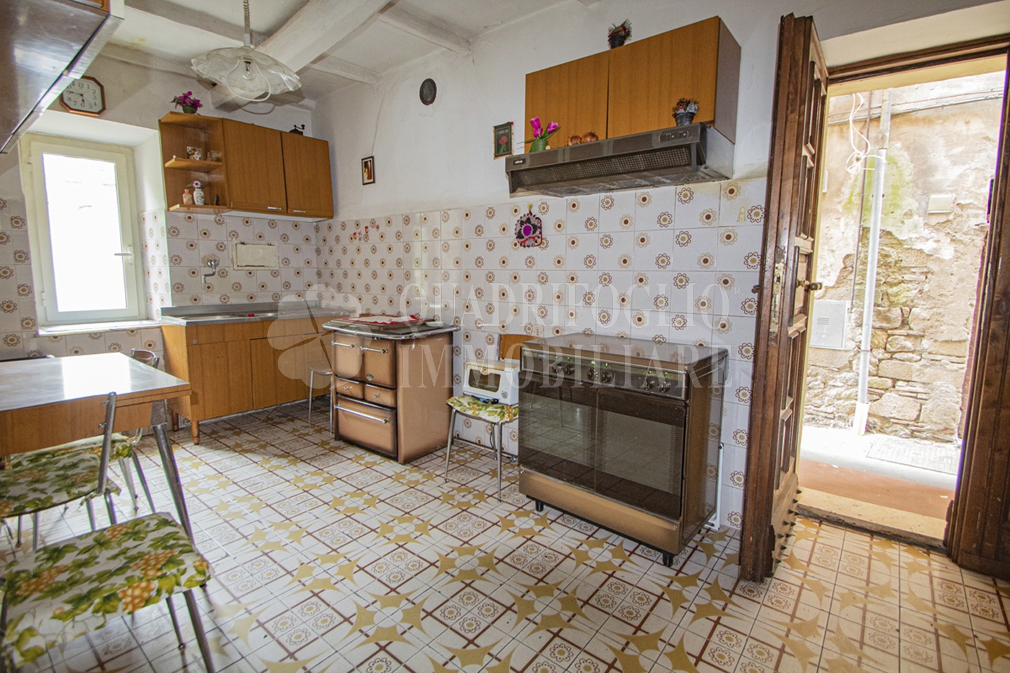 FOTO SITO – Canepina, via risciolo – Maria Grazia VIT02-uR0J Canepina, Centro Storico – Via Castello