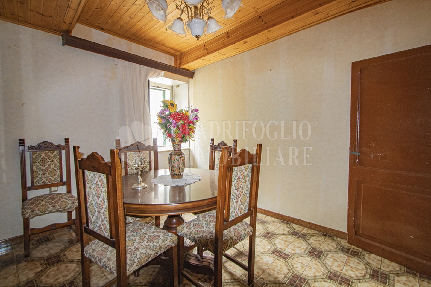 FOTO SITO – Canepina, via risciolo – Maria Grazia VIT08-uR0J Canepina, Centro Storico – Via Castello