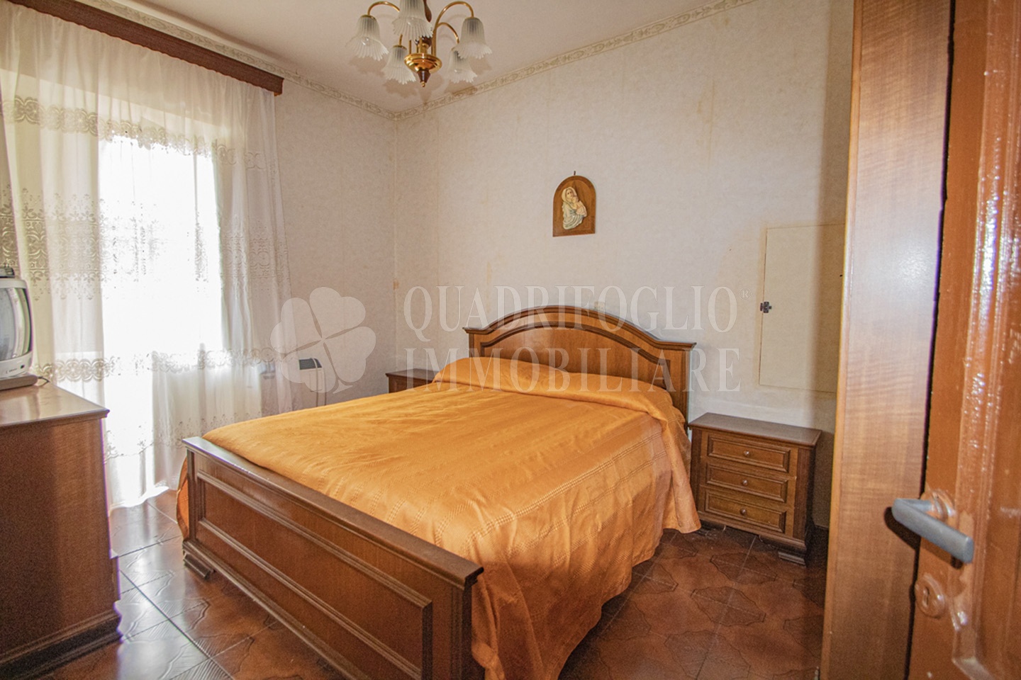 FOTO SITO – Canepina, via risciolo – Maria Grazia VIT15-uR0J Canepina, Centro Storico – Via Castello