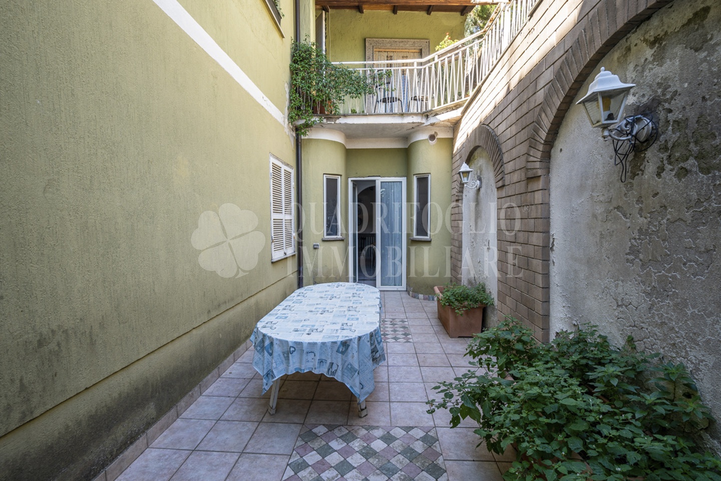 canepina, via viterbo – Piera Ciula VIT15-6lTo Canepina, Semi Centro – Via Viterbo
