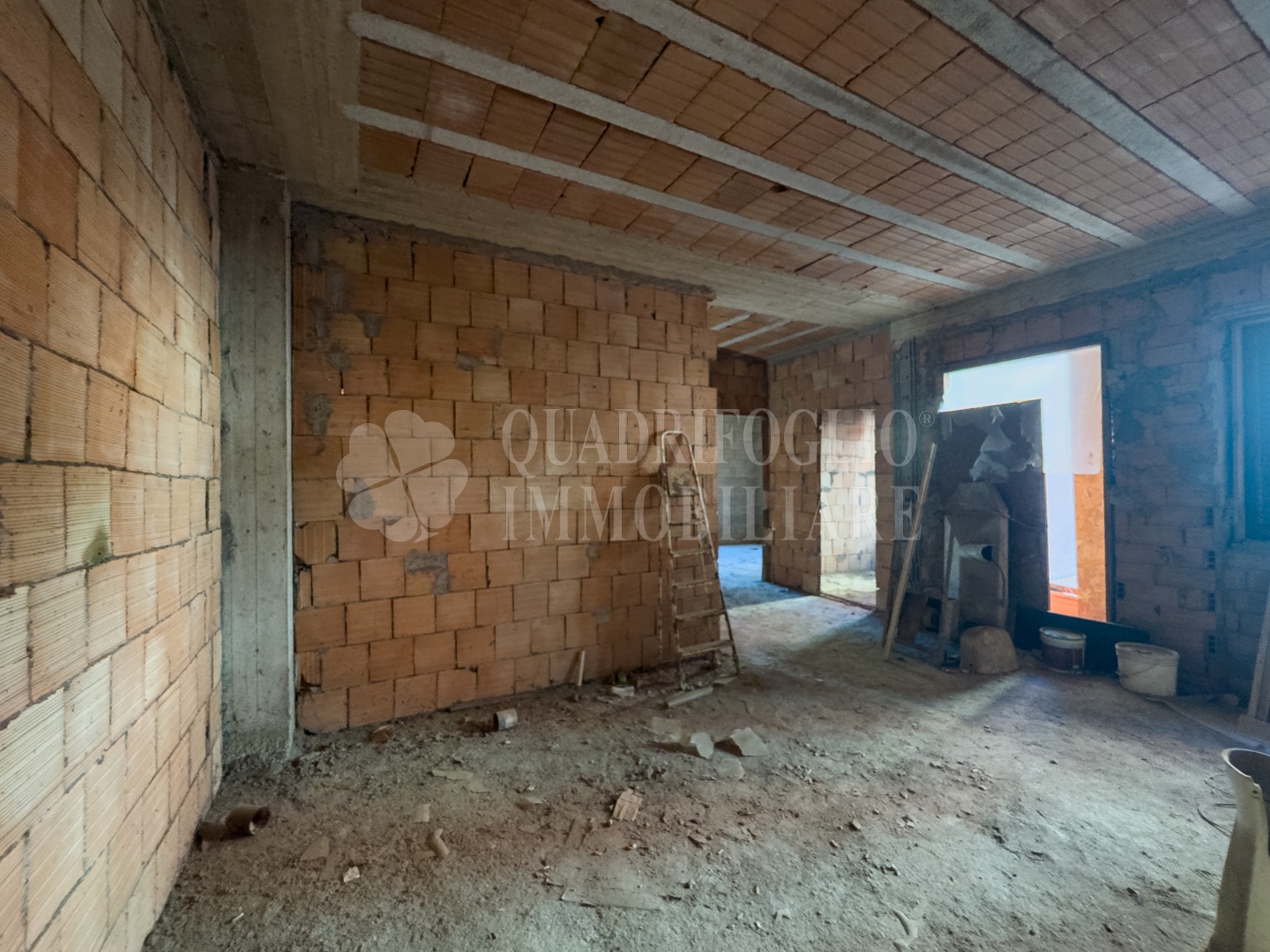 Canepina, via tonnazzano – foto sito VIT02-IWXu Canepina, Semi Centro – Via Aldo Moro