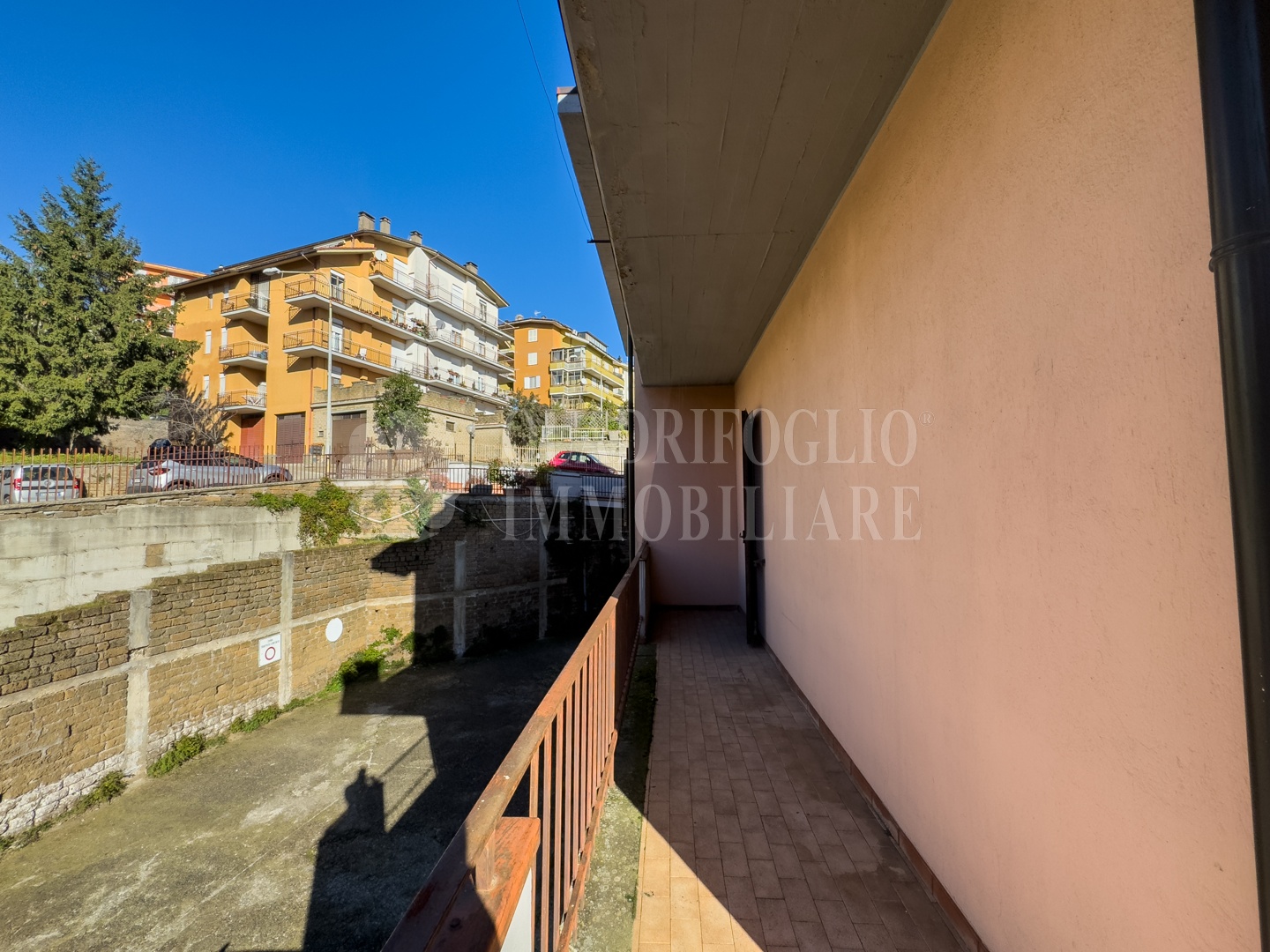 Canepina, via tonnazzano – foto sito VIT26-IWXu Canepina, Semi Centro – Via Aldo Moro