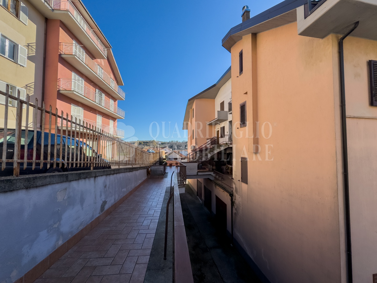 Canepina, via tonnazzano – foto sito VIT28-IWXu Canepina, Semi Centro – Via Aldo Moro