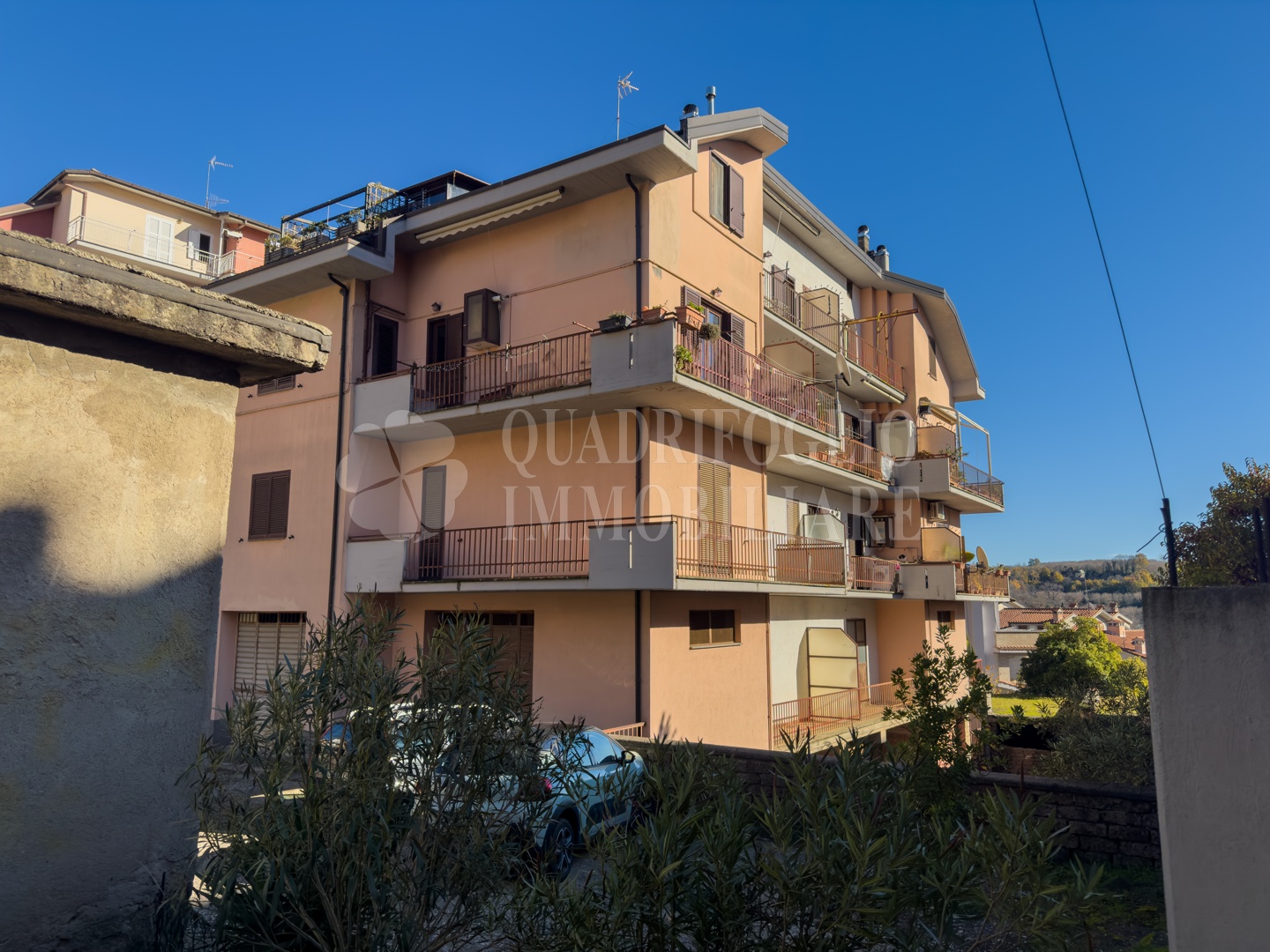 Canepina, via tonnazzano – foto sito VIT29-IWXu Canepina, Semi Centro – Via Aldo Moro