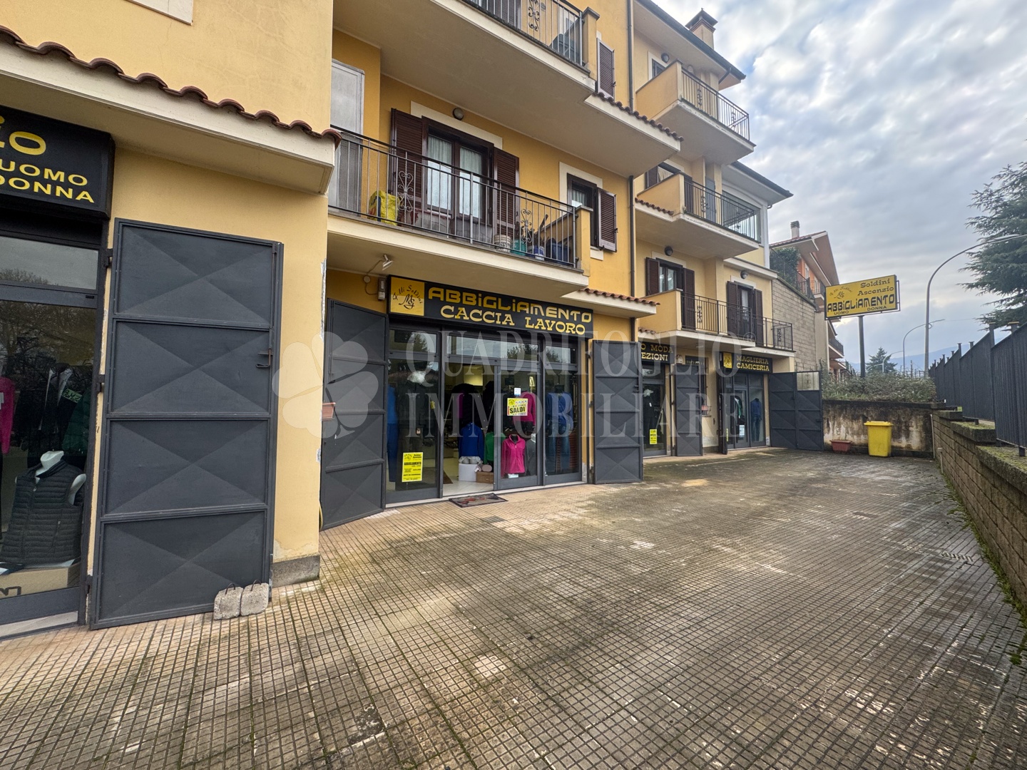 Vallerano, semi centro – Via Dante Alighieri