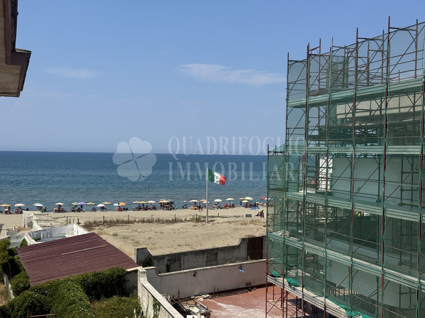 BORTOLOTTI CR01-xA4X Pomezia, Torvaianica – Lungomare delle Sirene