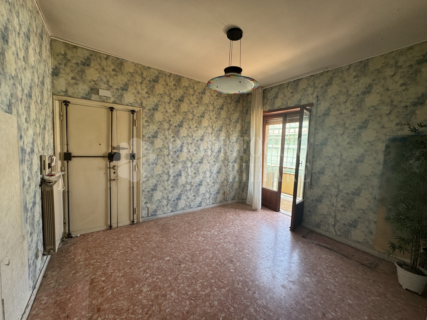 BORTOLOTTI CR05-xA4X Pomezia, Torvaianica – Lungomare delle Sirene