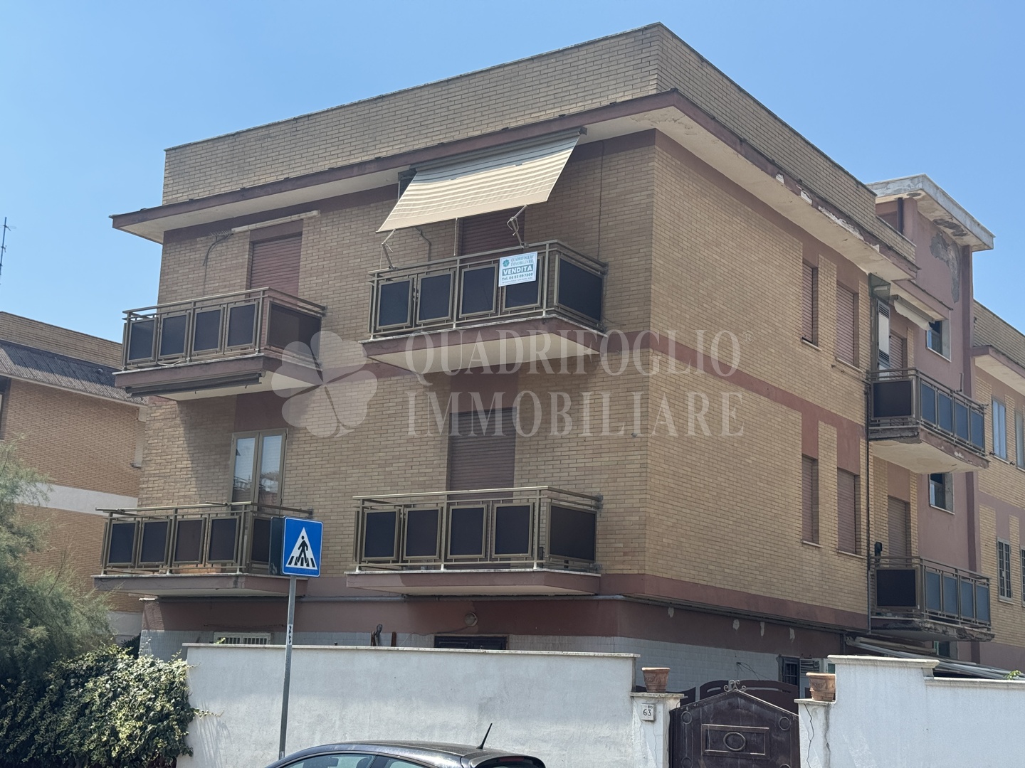 BORTOLOTTI CR11-xA4X Pomezia, Torvaianica – Lungomare delle Sirene