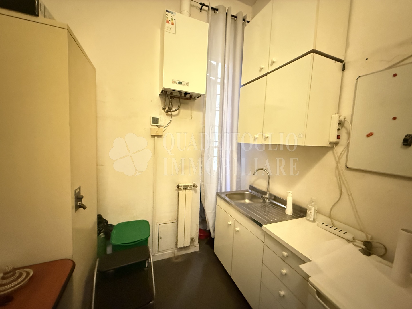 rovere 12 ROV13-2ddQ Ostia, centro storico – Piazza G.della Rovere