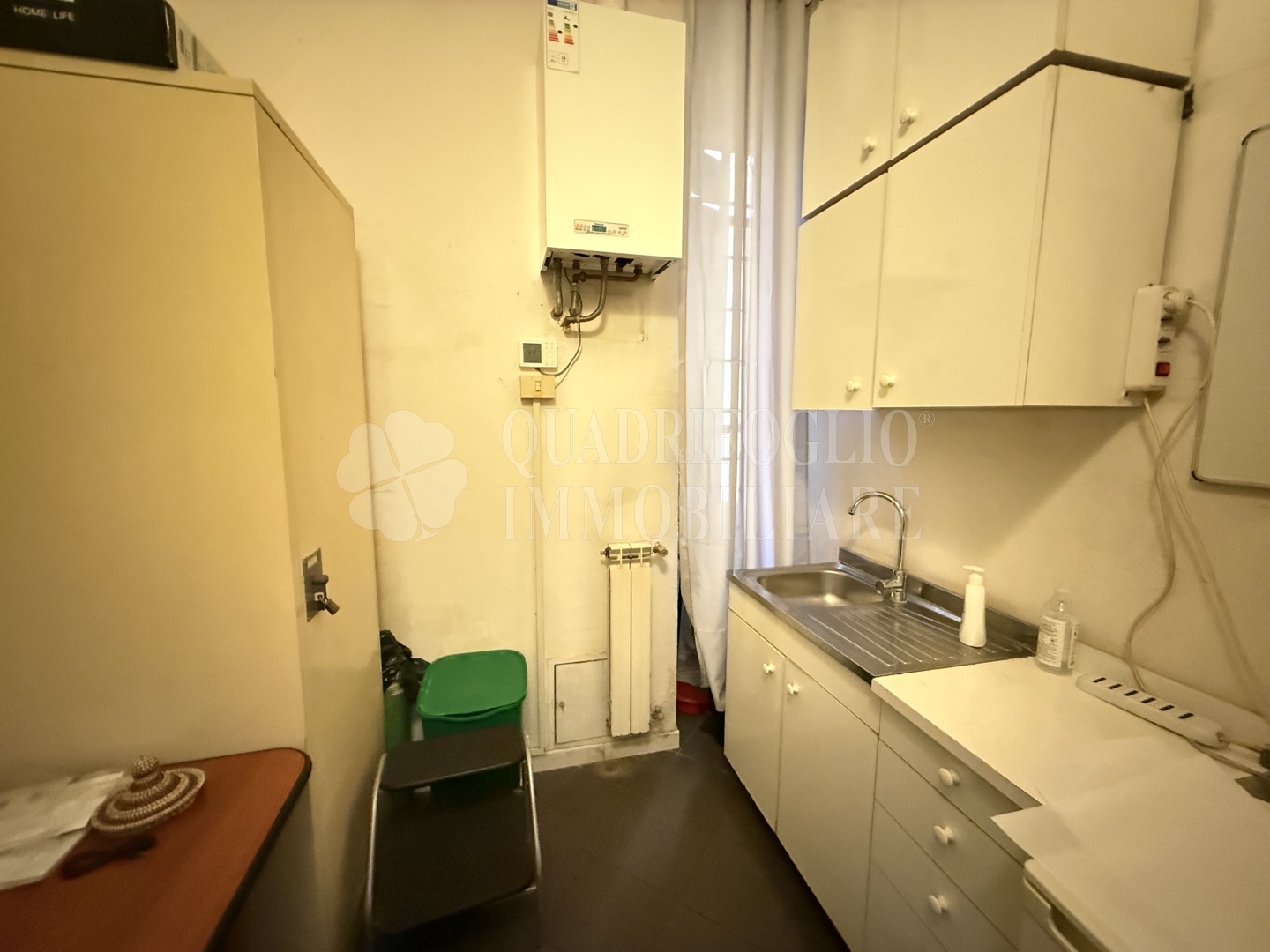 rovere 12 ROV14-2ddQ Ostia, centro storico – Piazza G.della Rovere