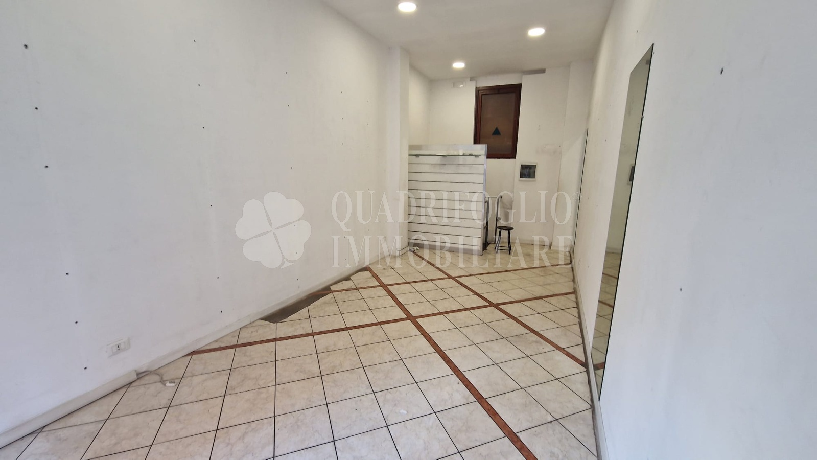 FOTO QUADRIFOGLIO VIA JENNER JEN03-ru2q Roma, Monteverde Nuovo – Via Edoardo Jenner