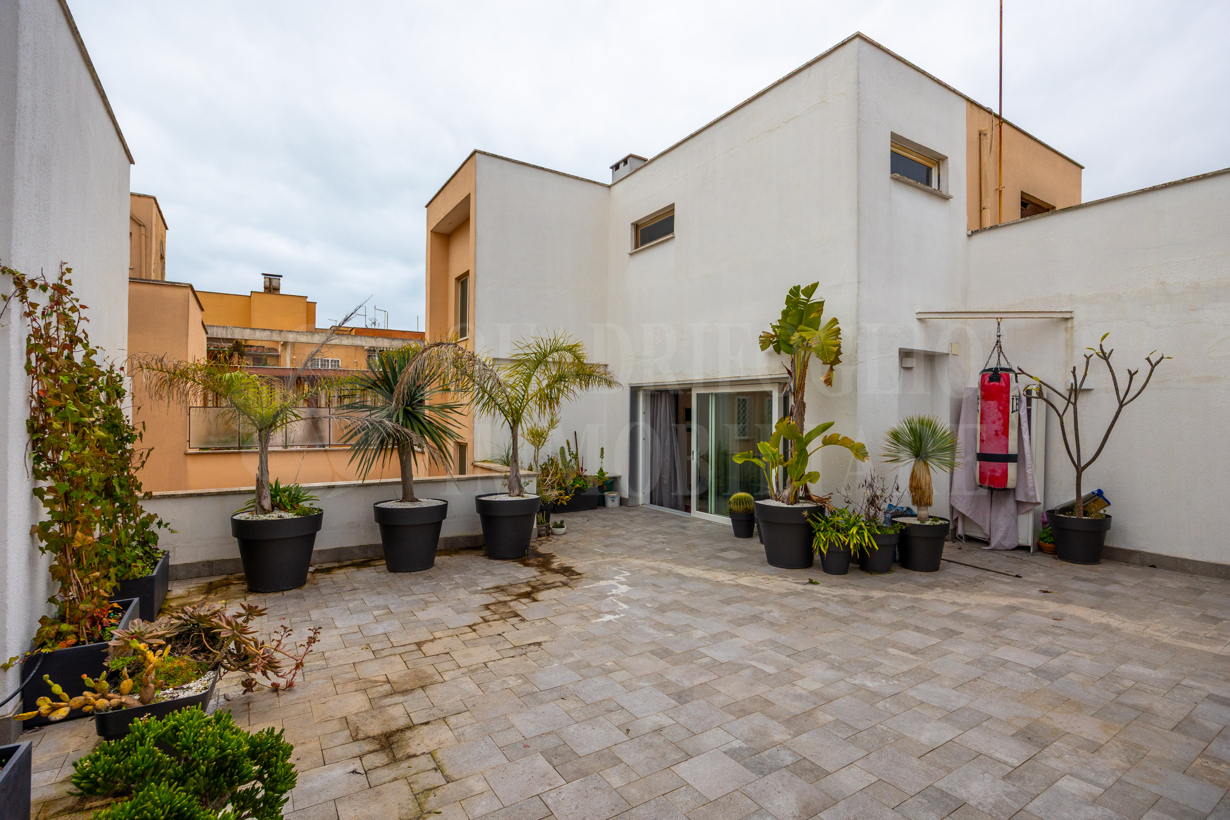 Ostia, Levante mare – Via della Tolda