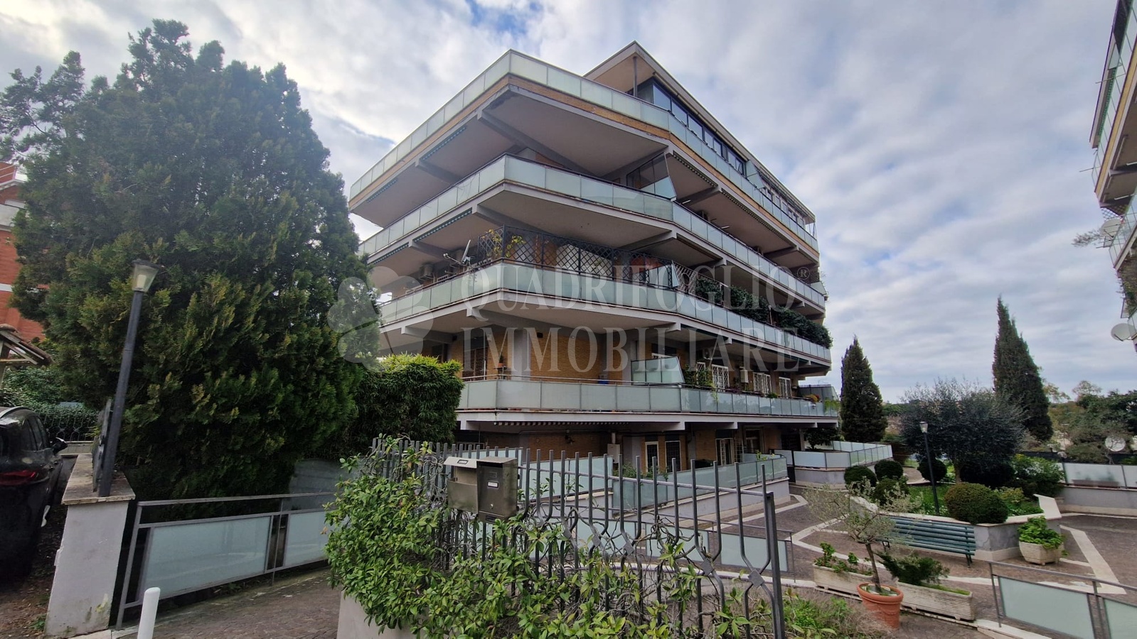 Roma, Tomba di Nerone, Via Castelliri