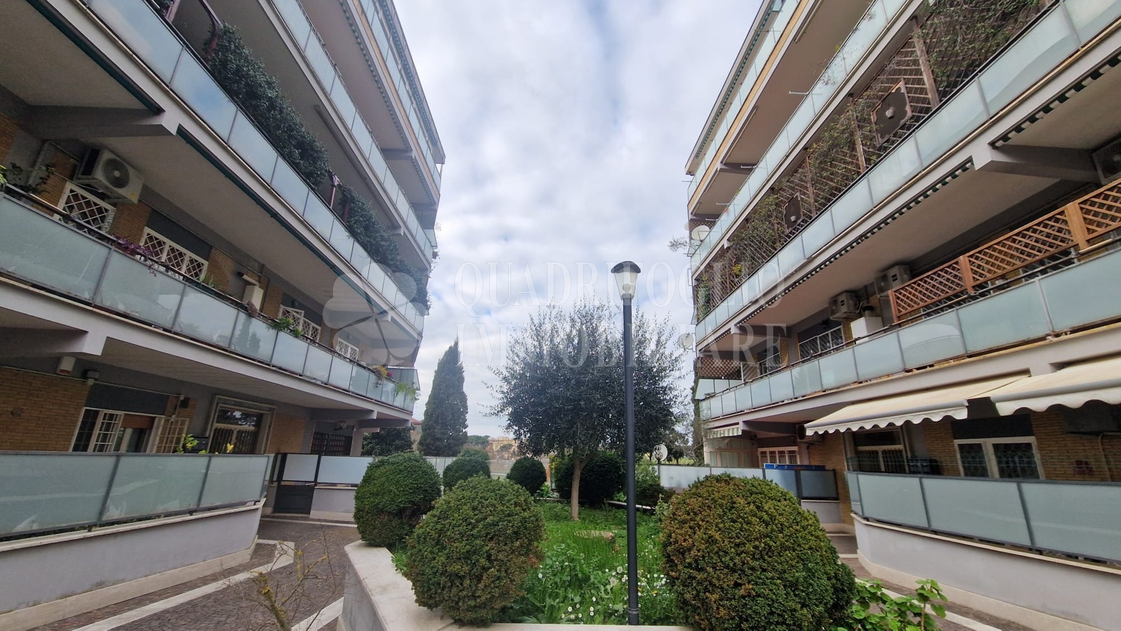 Roma, Tomba di Nerone, Via Castelliri