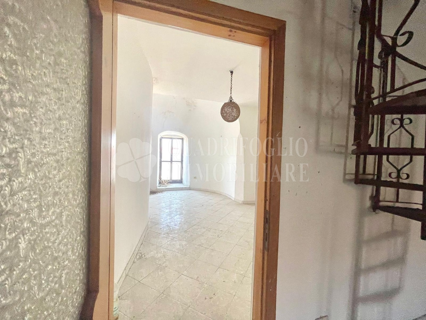 12 Teano, Centro Storico – Vico Viola