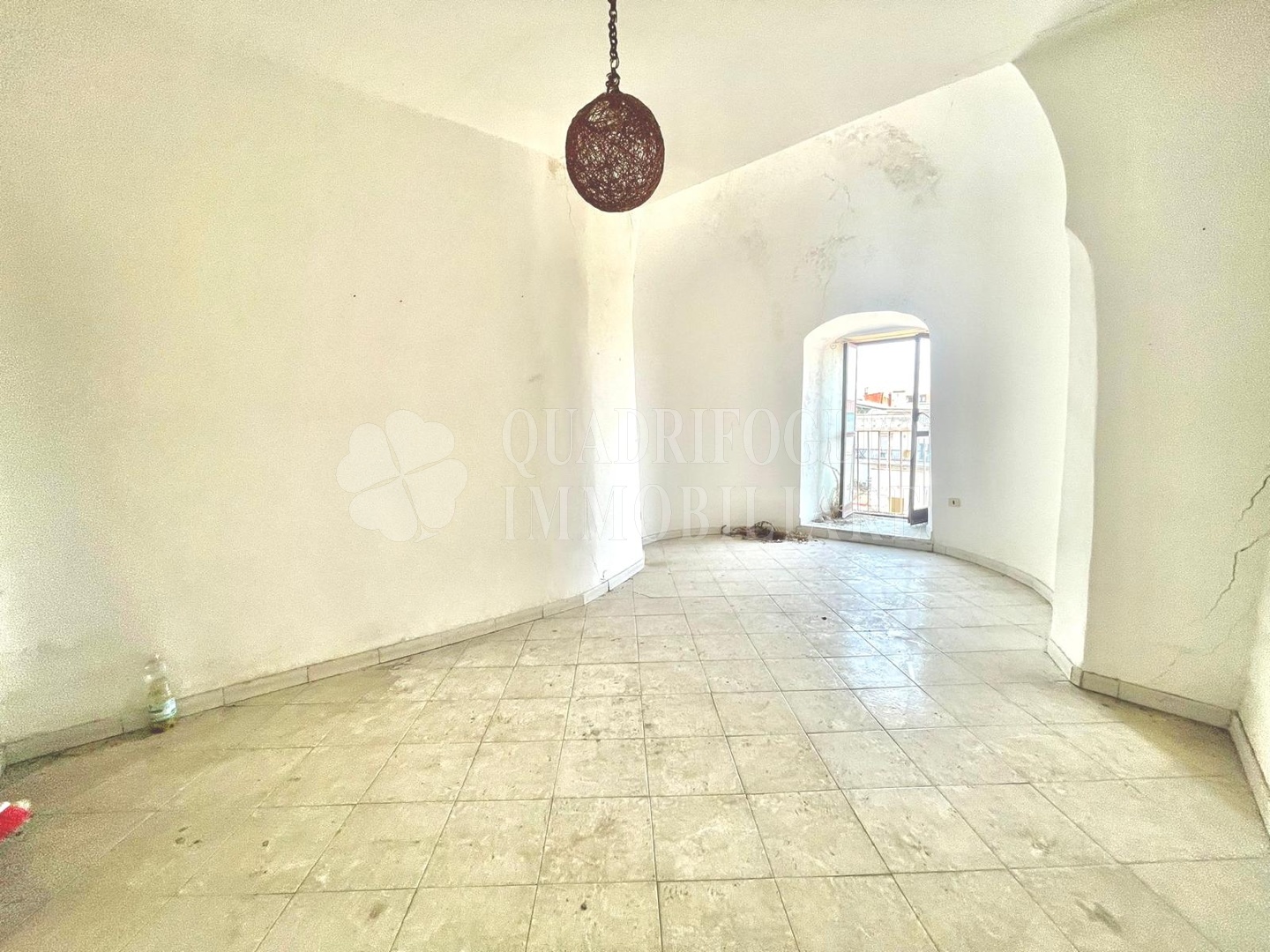 15 Teano, Centro Storico – Vico Viola