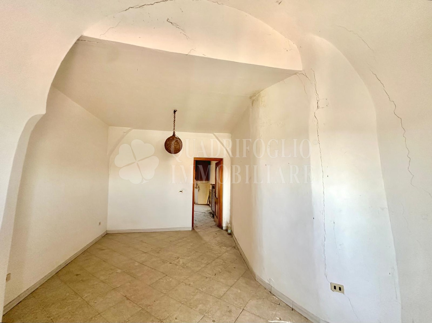 16 Teano, Centro Storico – Vico Viola