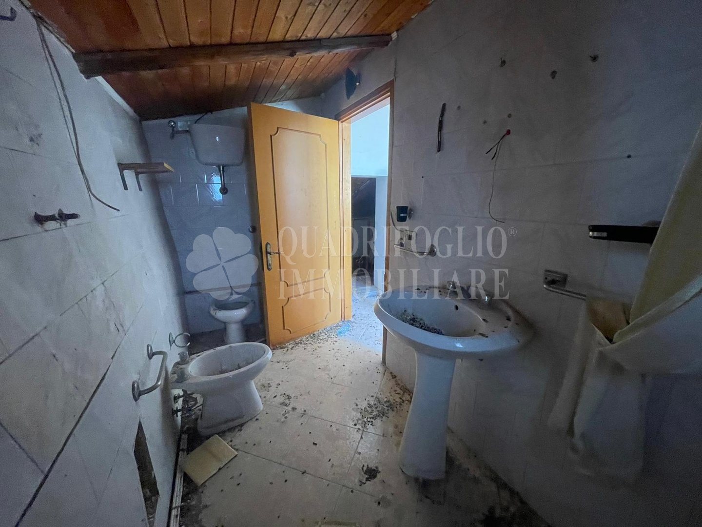 21 Teano, Centro Storico – Vico Viola