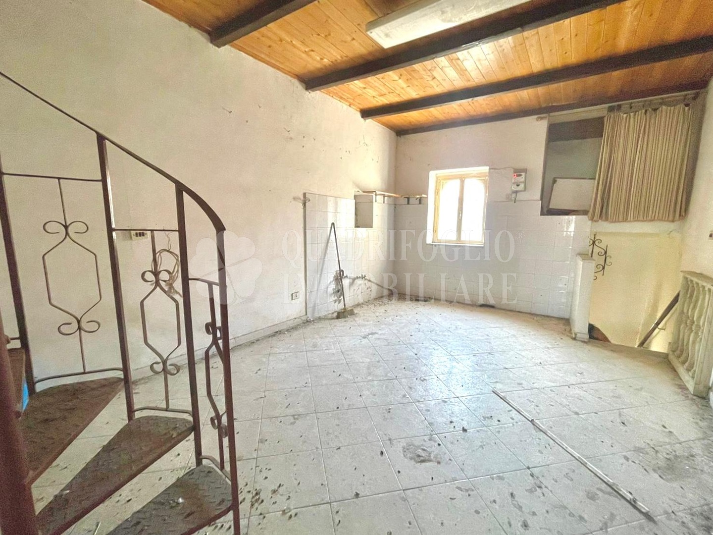 3 Teano, Centro Storico – Vico Viola