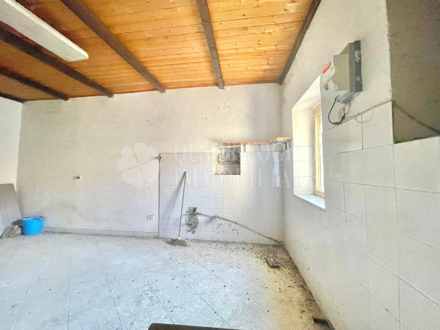 9ab Teano, Centro Storico – Vico Viola