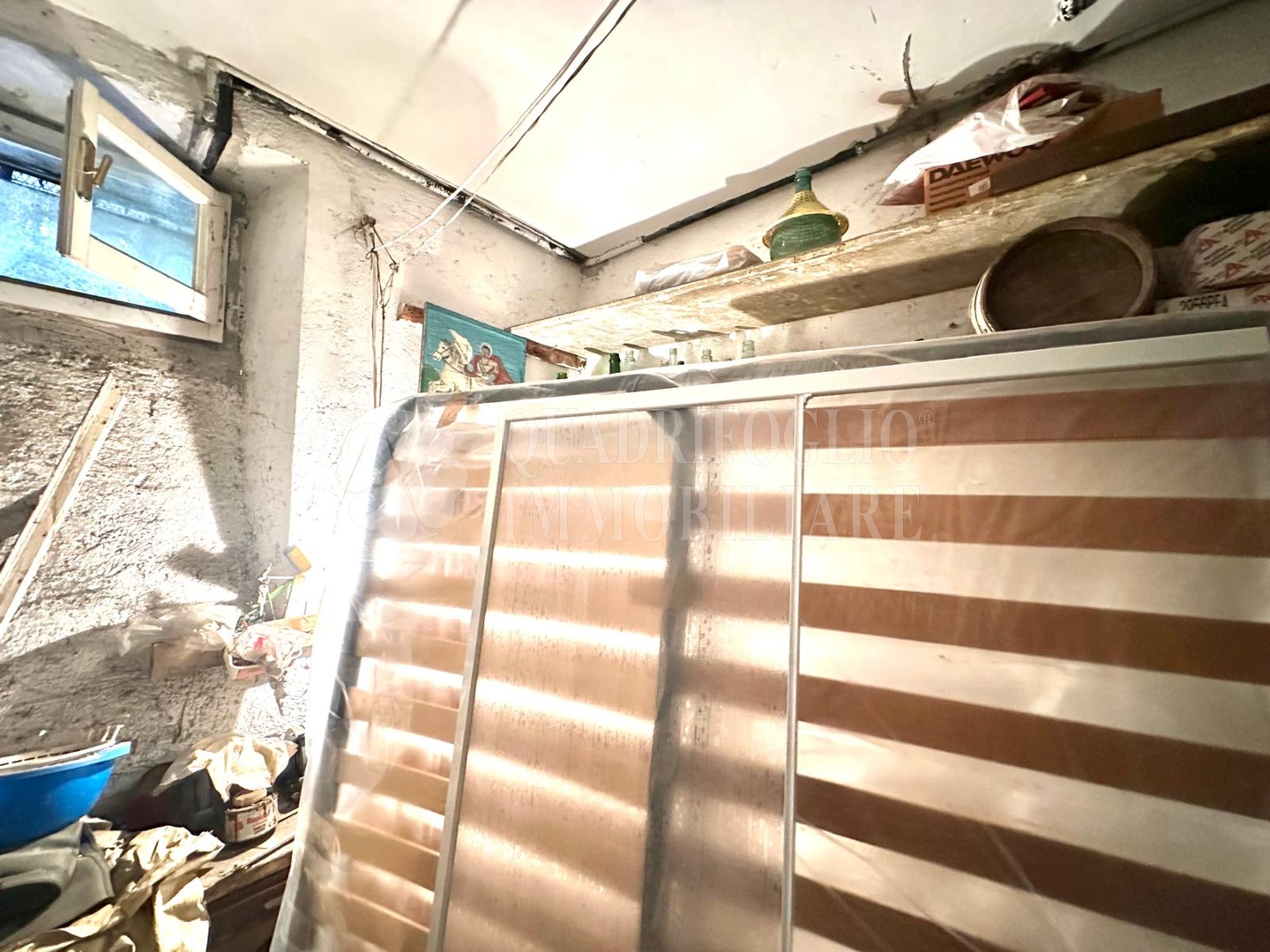 CANTINA LA SPEZIA CAS06-Q9kT Roma, San Giovanni – Via La Spezia