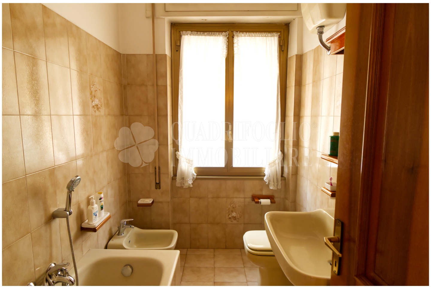 Roma, Appio Latino – Via Latina