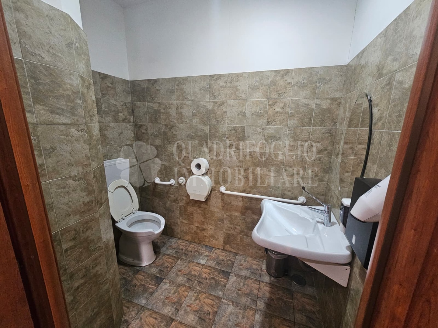 Roma, Torraccia San Basilio – Piazza Gaspare Ambrosini
