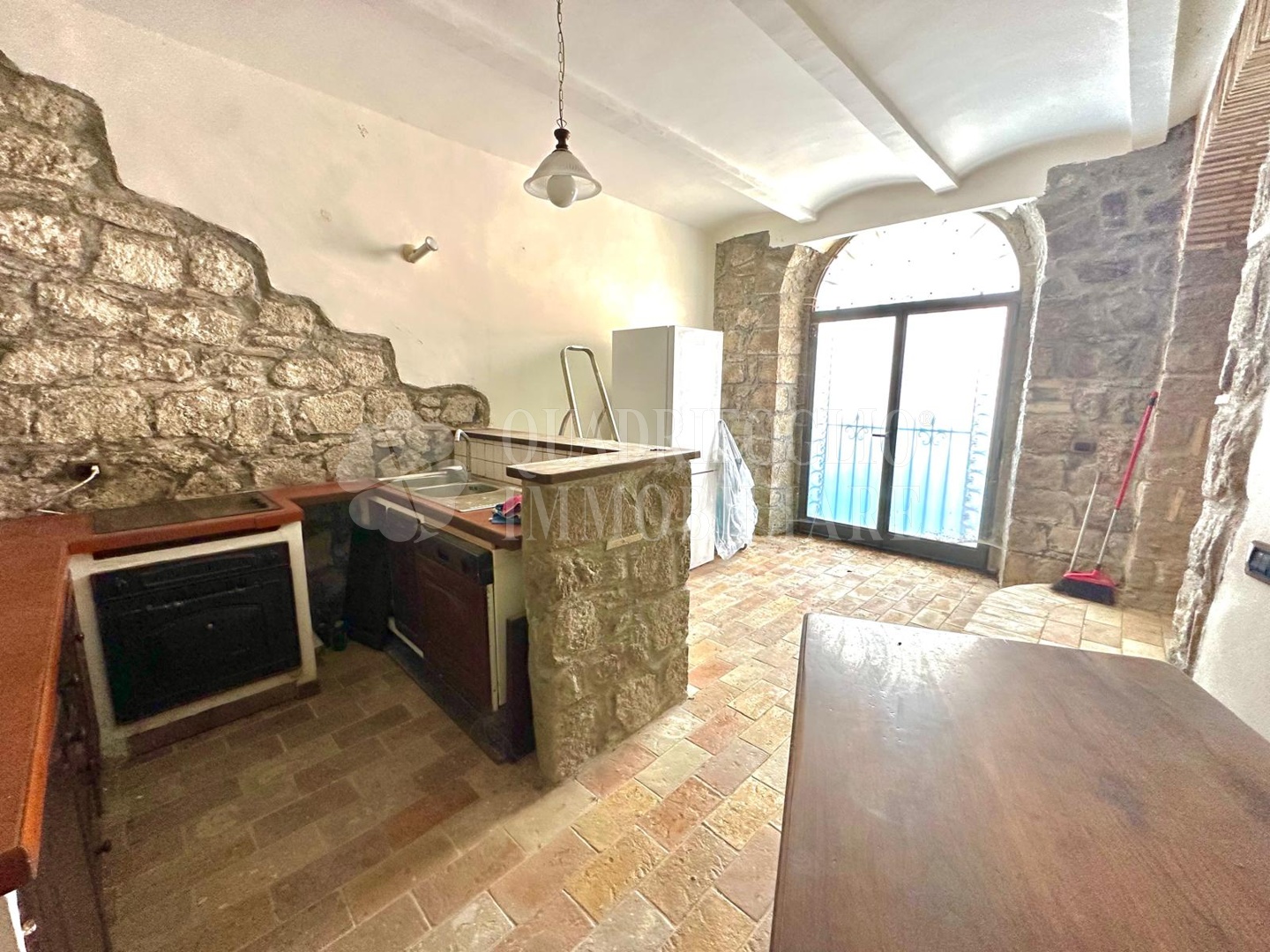 montef CAS24-gTVg Viterbo, Montefiascone – Via Isonzo