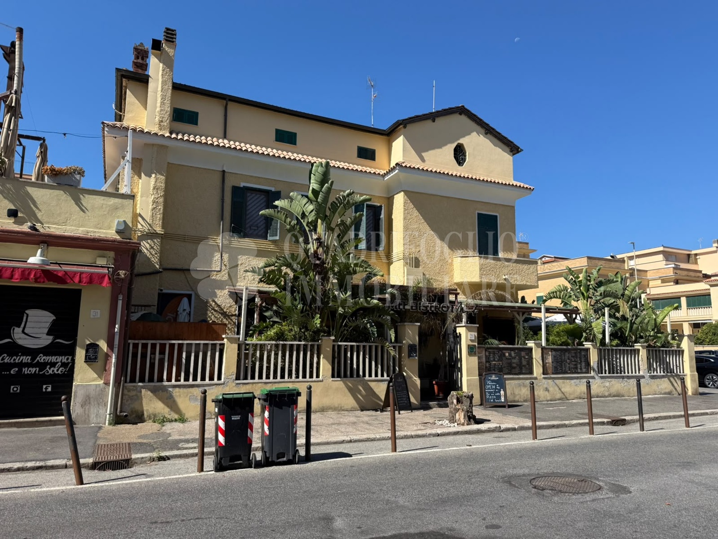Ostia, Centro – Via degli Aldobrandini
