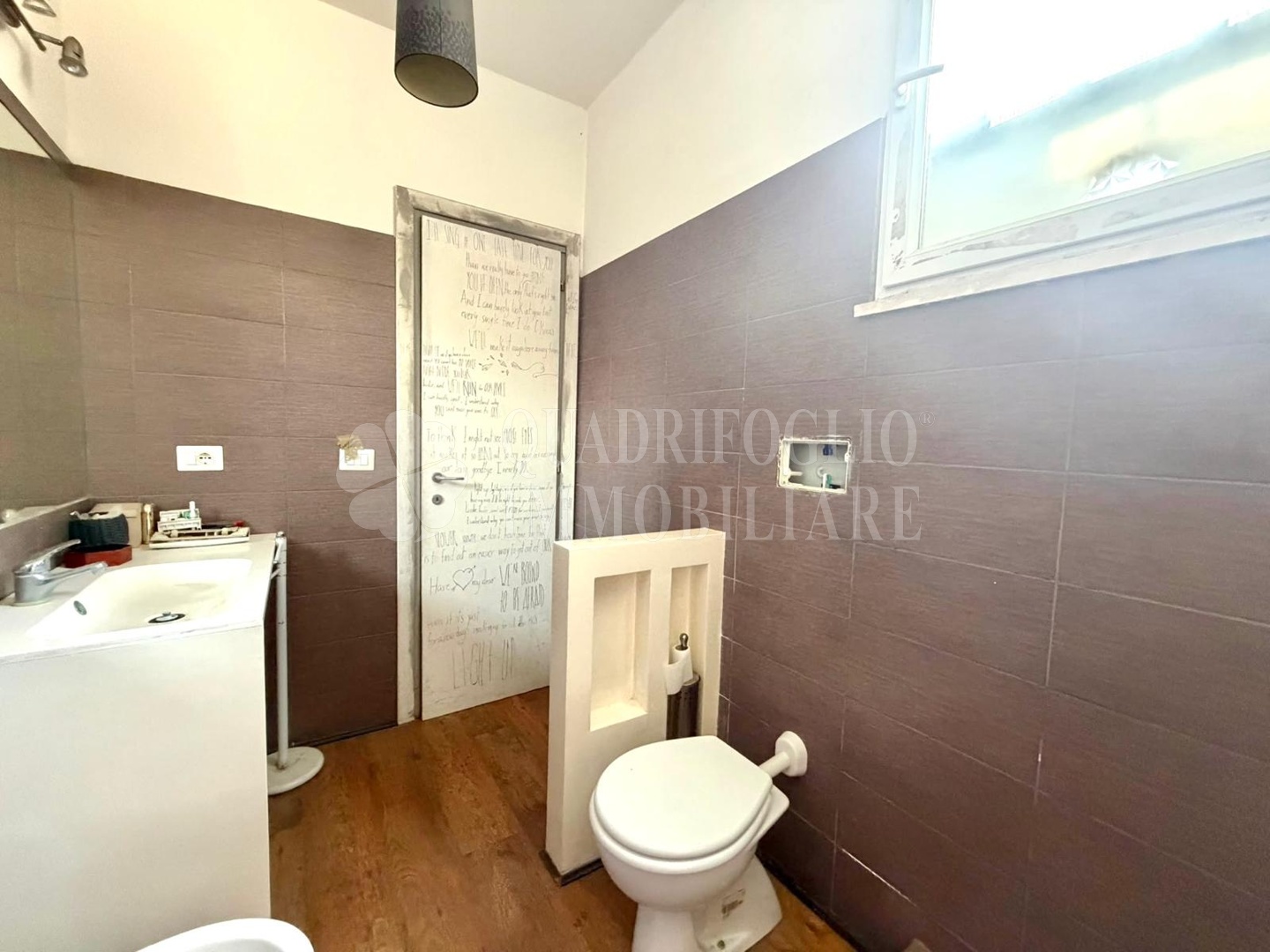 25 Roma, Statuario – Viale Appio Claudio