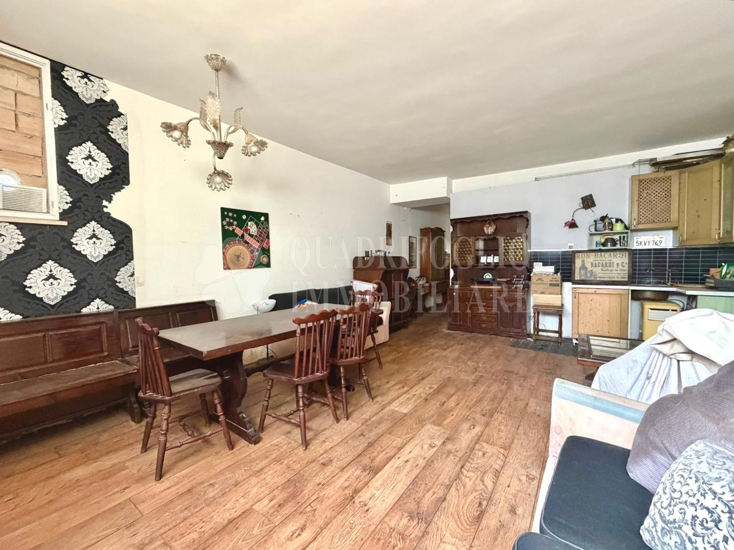 7 Roma, Statuario – Viale Appio Claudio