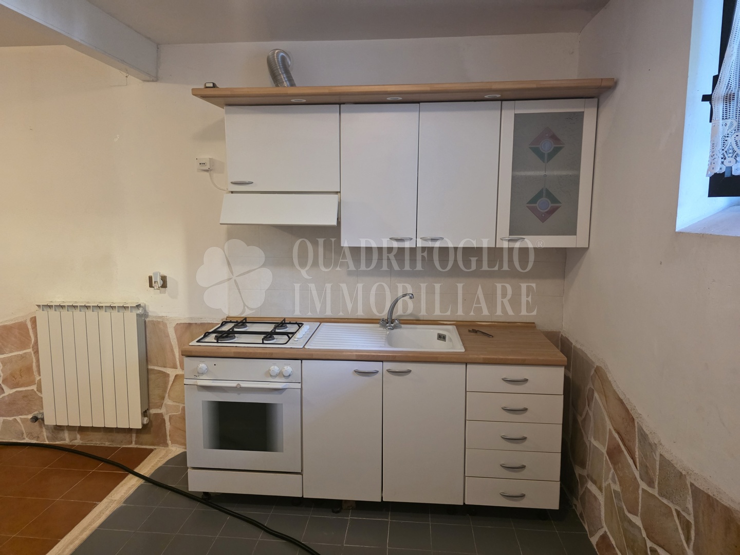 Ardea, Colle Romito-viale Corona Australe