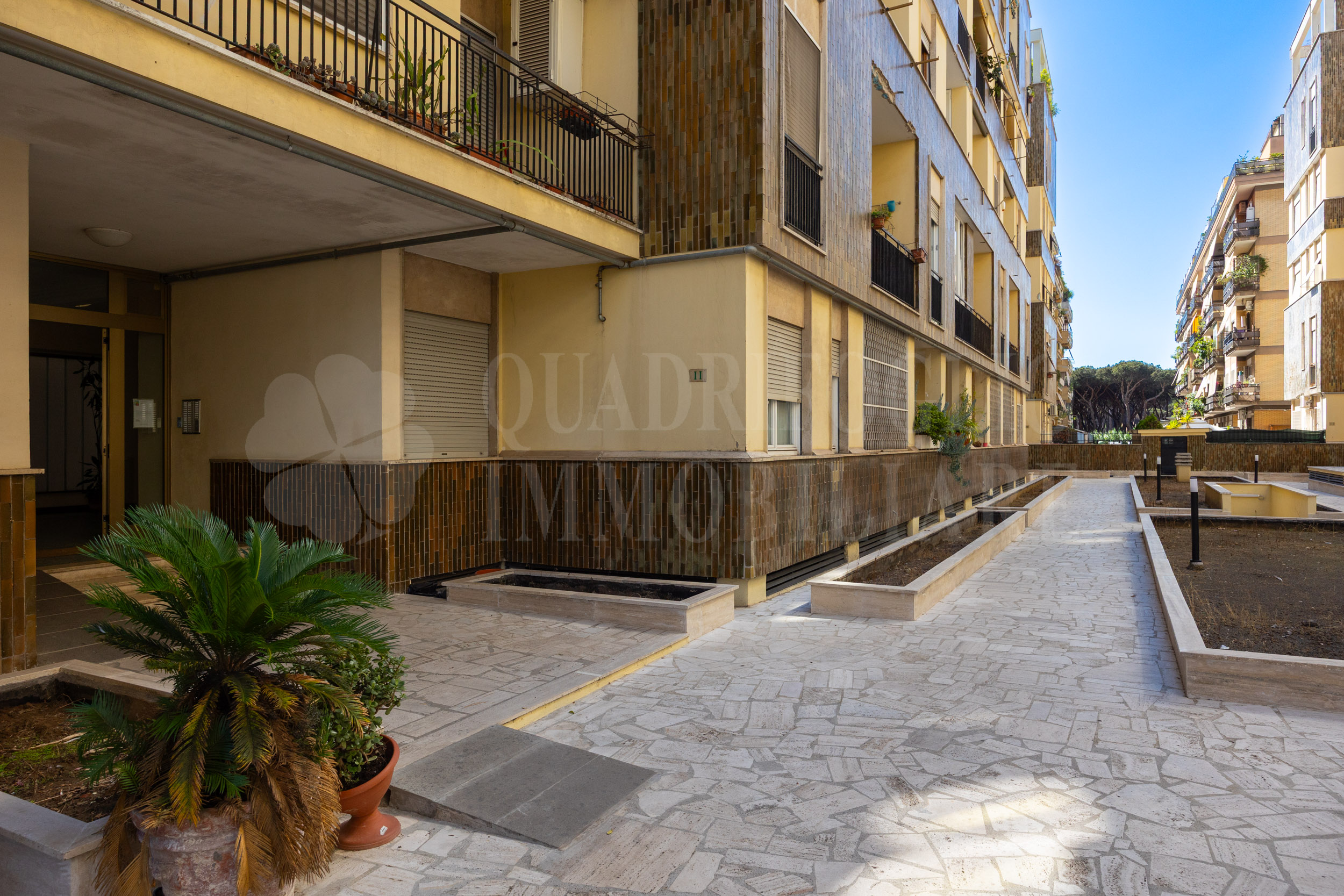 Foto-36 Ostia, levante pineta- Viale dei Promontori