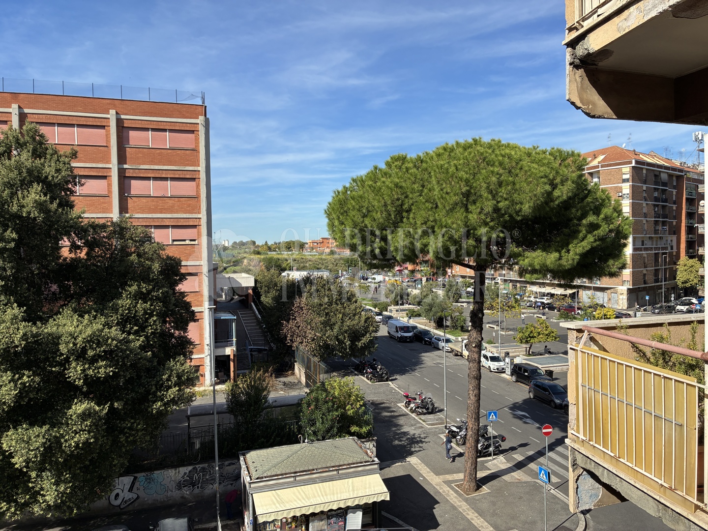 CE GAR01-htsU Roma, Centocelle – Piazzale delle Gardenie