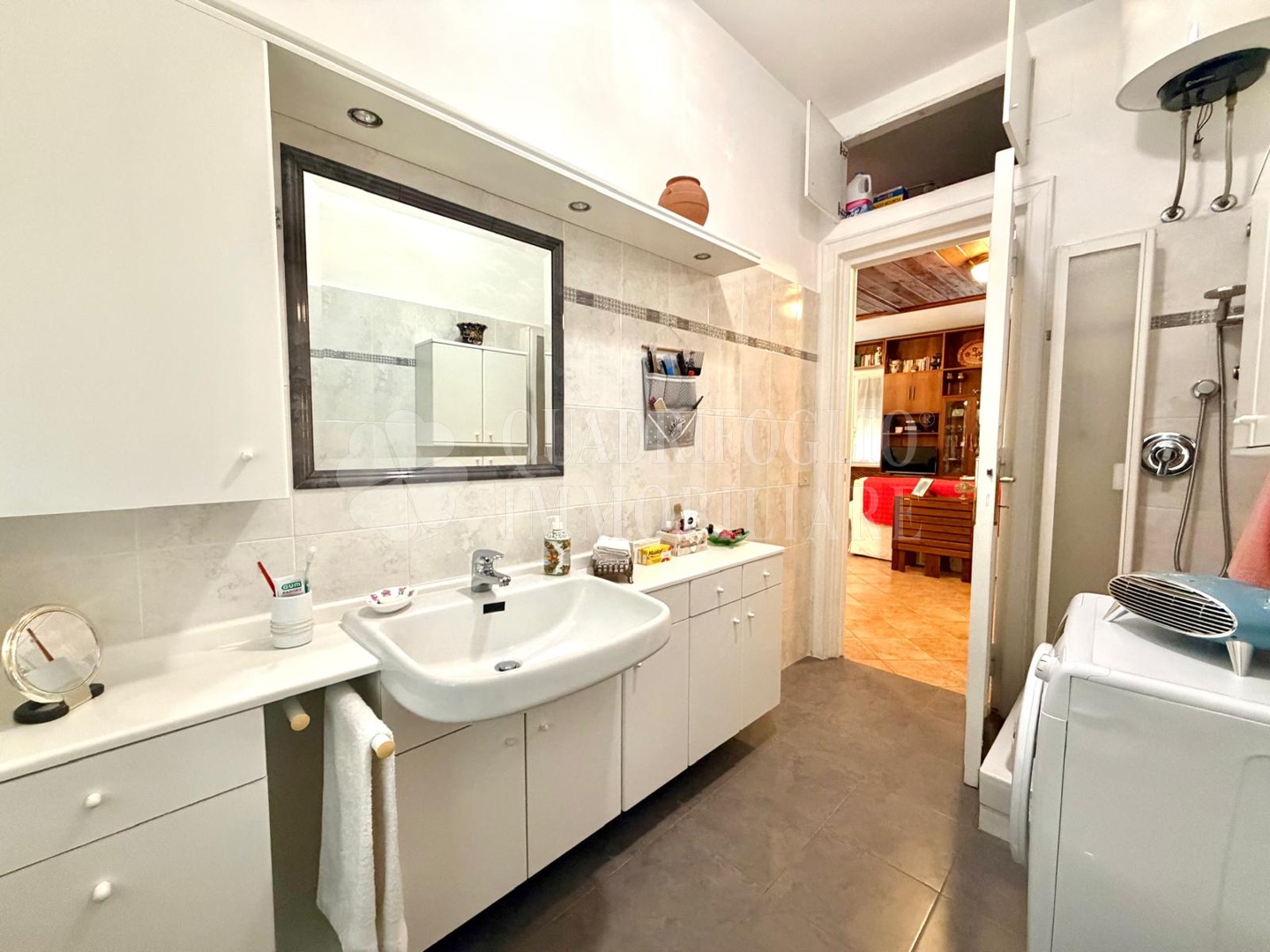 Roma, Appio Latino – Via Savona