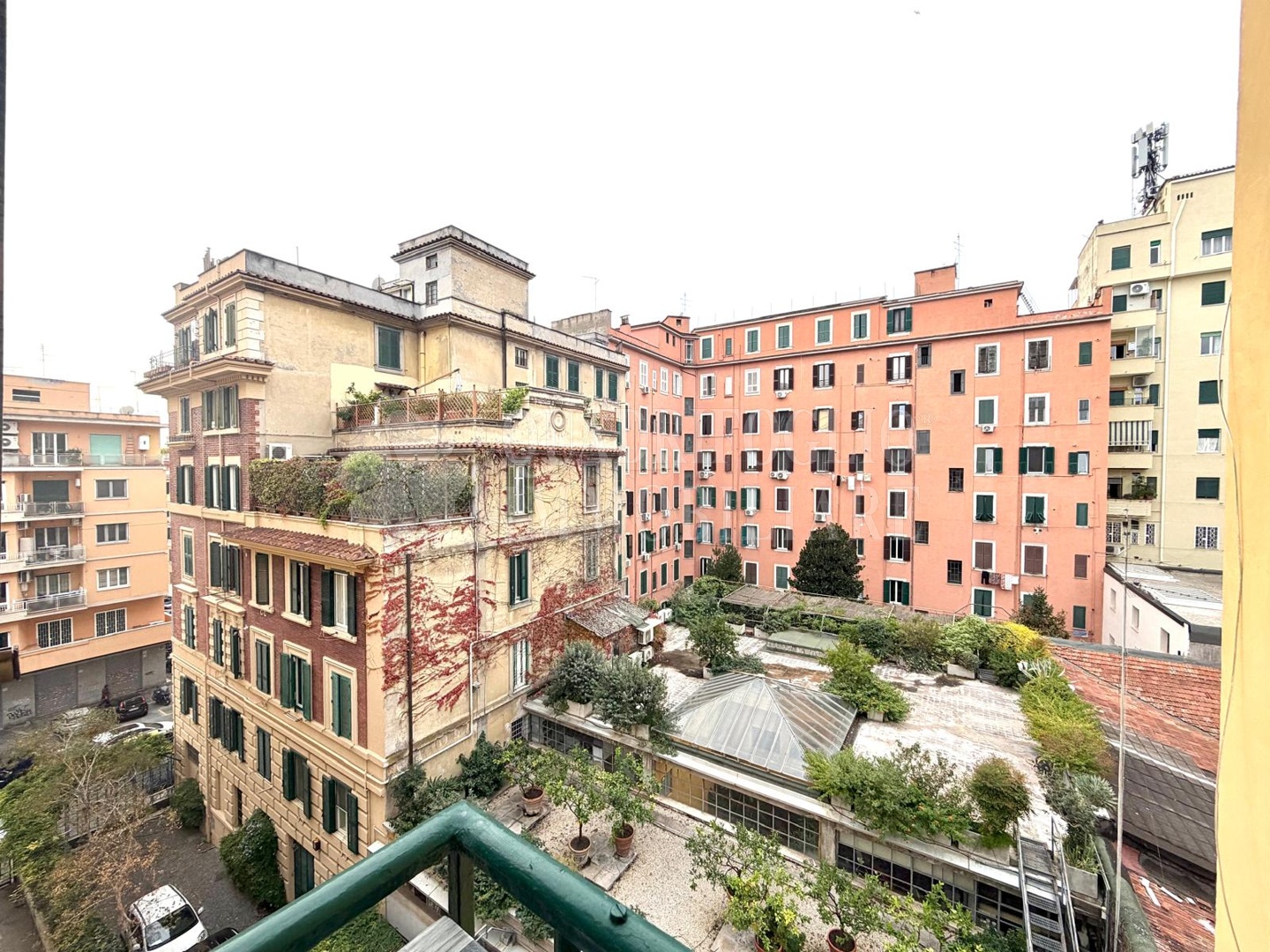 Roma, Appio Latino – Via Savona