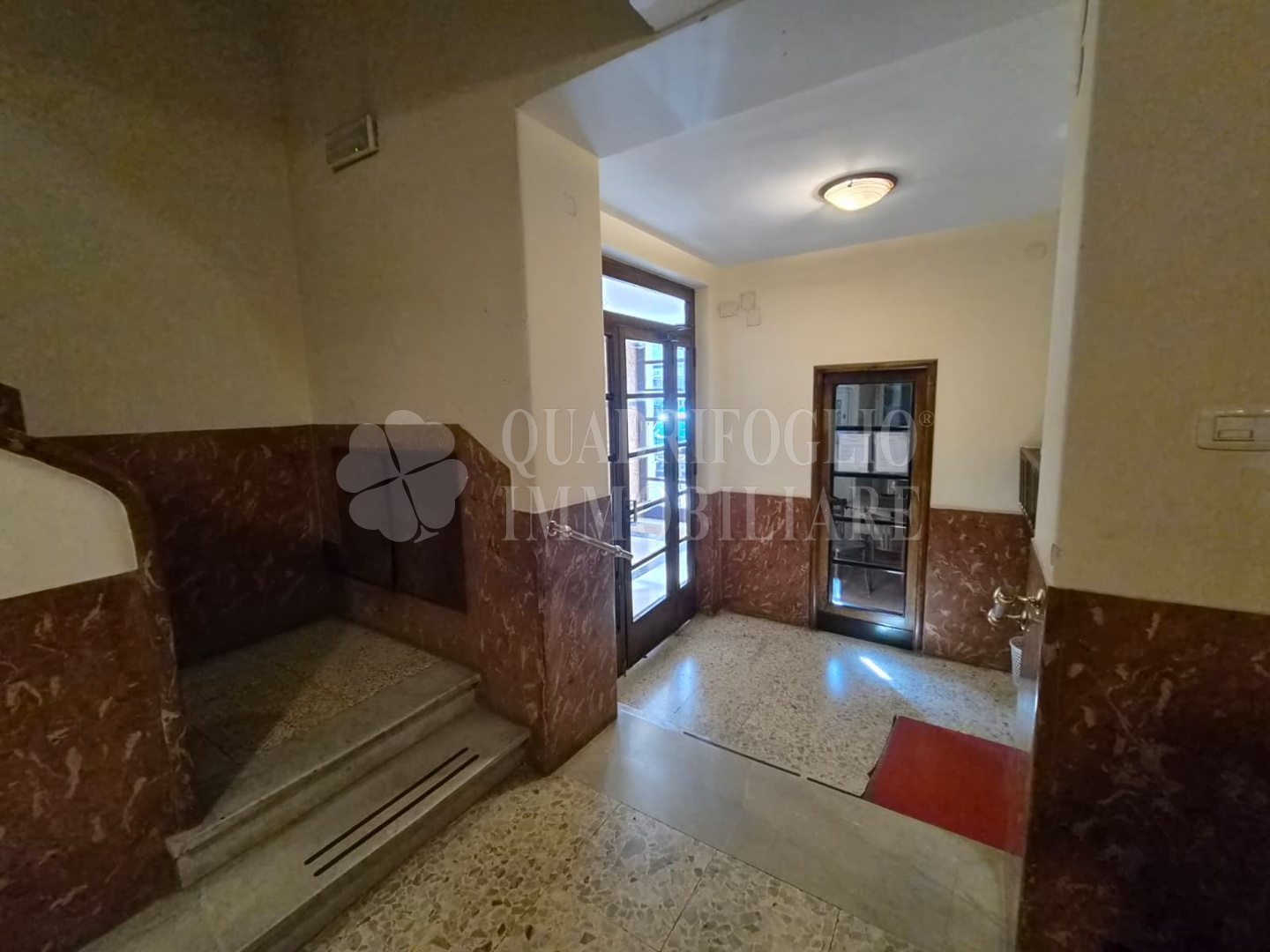 Roma – Re di Roma, Via Vercelli